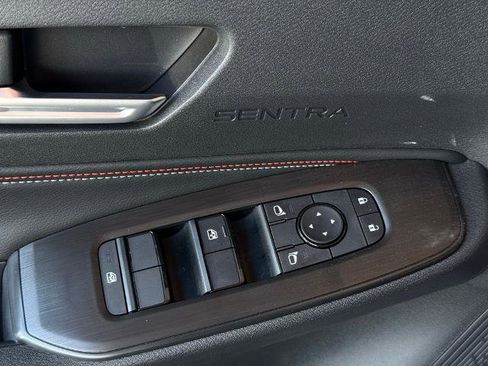 New 2026 Nissan Sentra SR w/ Floor Mat Package FWD image 20