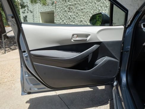 Used 2024 Toyota Corolla LE FWD image 7