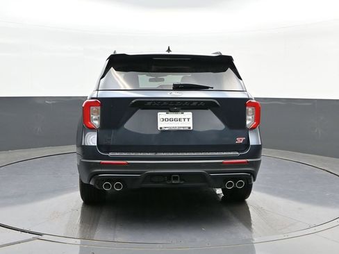 Used 2023 Ford Explorer ST image 8