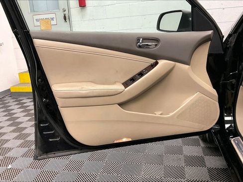 Used 2010 Nissan Altima 2.5 SL w/ SL Pkg image 23