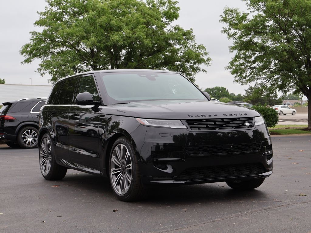 New 2026 Land Rover Range Rover Sport Dynamic SE AWD/4WD image 3