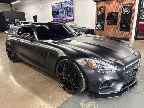 Used 2016 Mercedes-Benz AMG GT S w/ Exclusive Interior Package image 19