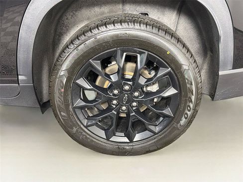Used 2024 Chevrolet Traverse LS w/ Midnight/Sport Edition FWD image 36