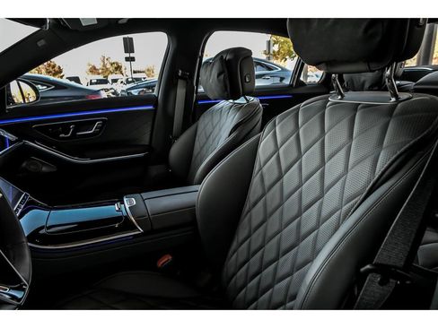 New 2026 Mercedes-Benz S 580 4MATIC Sedan image 9