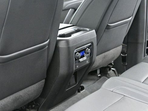 Used 2022 Chevrolet Tahoe LT image 31