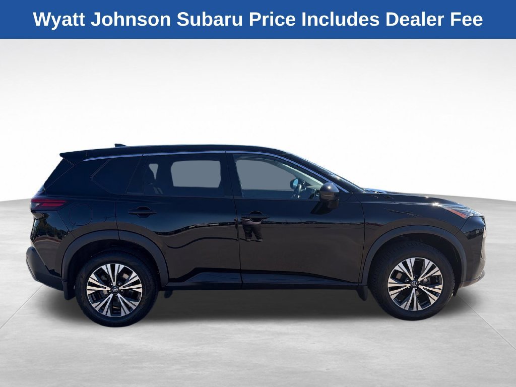 Used 2021 Nissan Rogue SV FWD image 12
