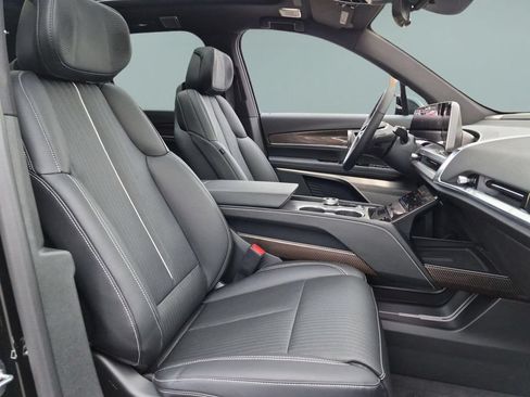 New 2027 Cadillac Vistiq Sport AWD/4WD image 28