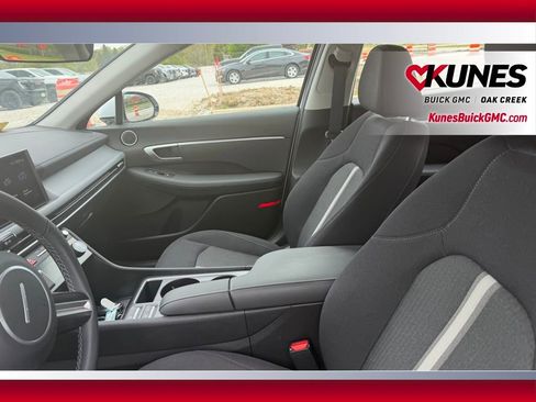Used 2026 Hyundai Sonata SEL FWD image 5