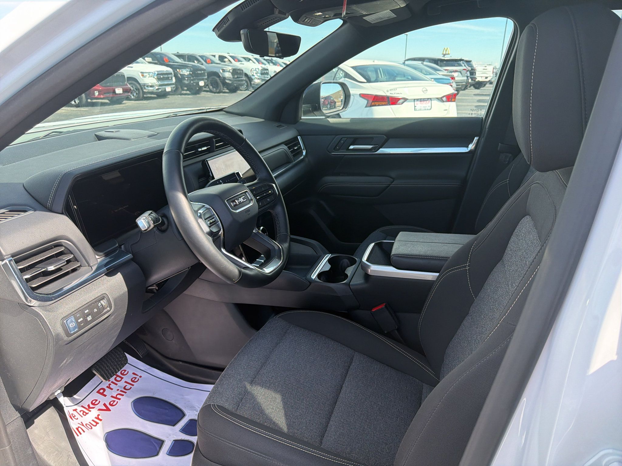 Used 2026 GMC Terrain Elevation w/ Black Edition AWD/4WD image 12