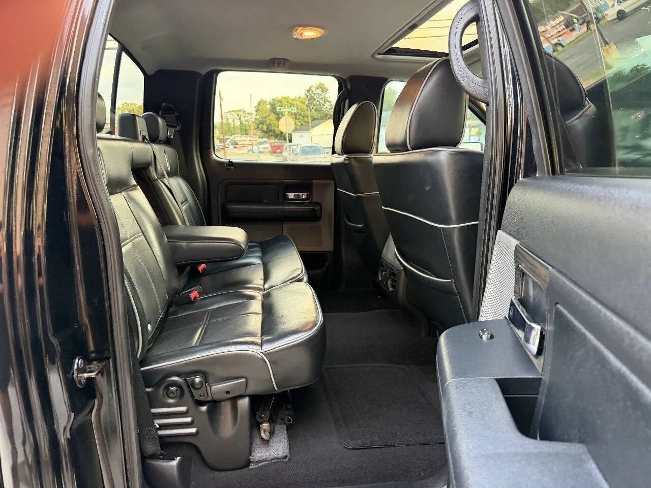 Used 2008 Lincoln Mark LT 4x4 image 39