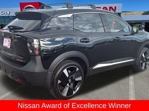 New 2026 Nissan Kicks SR w/ Cold Weather Package AWD/4WD image 3