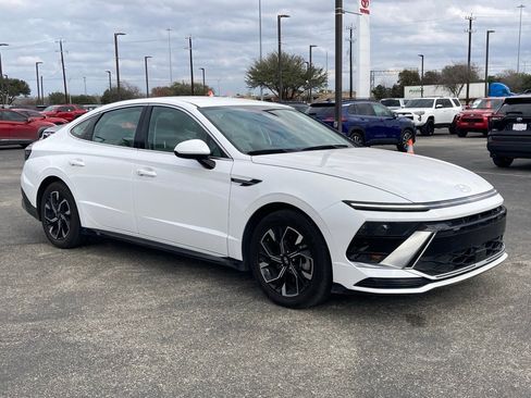 Used 2024 Hyundai Sonata SEL image 3
