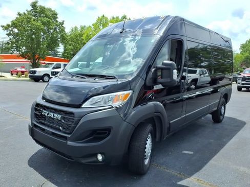 Used 2024 RAM ProMaster 2500 w/ Convenience Group FWD image 30