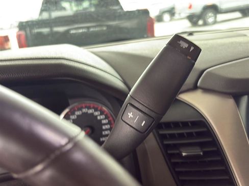 Used 2016 GMC Yukon XL Denali w/ Open Road Package image 22