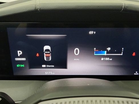 Used 2025 Nissan Murano SV AWD/4WD image 14