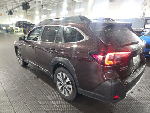 Used 2023 Subaru Outback Limited image 4