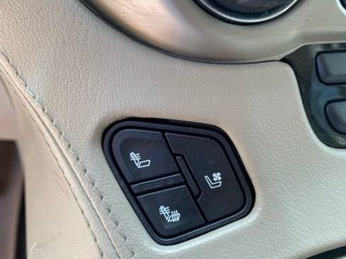 Used 2019 GMC Yukon Denali w/ Denali Ultimate Package RWD image 25
