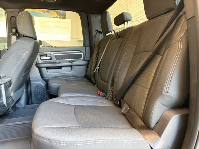 New 2026 RAM 2500 Big Horn AWD/4WD image 18