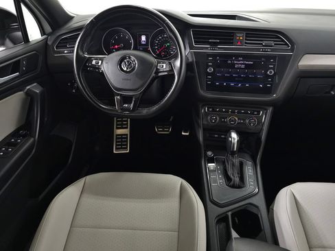 Used 2021 Volkswagen Tiguan SE R-Line FWD image 17