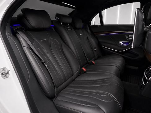 Used 2015 Mercedes-Benz S 63 AMG 4MATIC Sedan image 13