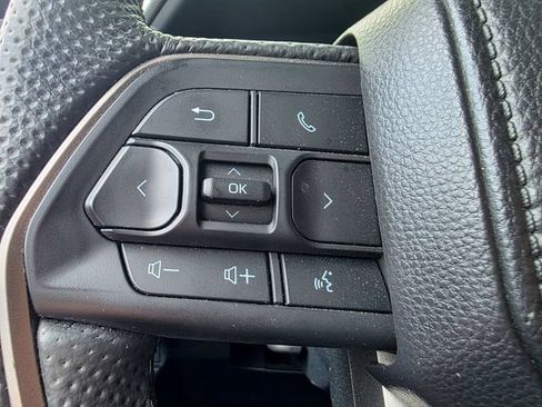Used 2024 Toyota Tacoma TRD Off-Road AWD/4WD image 15