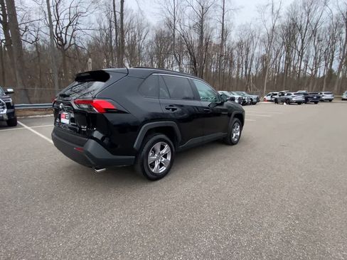 Used 2025 Toyota RAV4 XLE w/ Convenience Package image 13