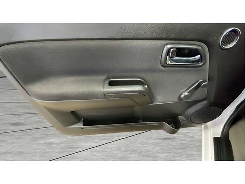 Used 2011 Chevrolet Colorado W/T RWD image 10