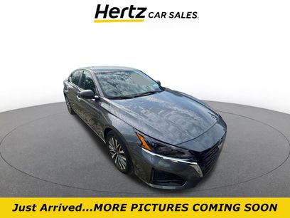 Used 2025 Nissan Altima 2.5 SV