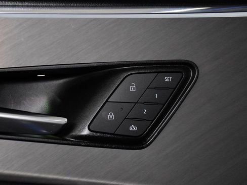 Used 2024 Acura ZDX Type S image 9