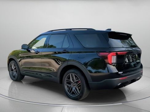 New 2026 Ford Explorer ST-Line w/ ST-Line Street Pack RWD image 20