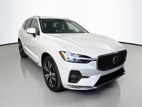 Used 2023 Volvo XC60 B5 Plus w/ Protection Package Premier FWD image 3
