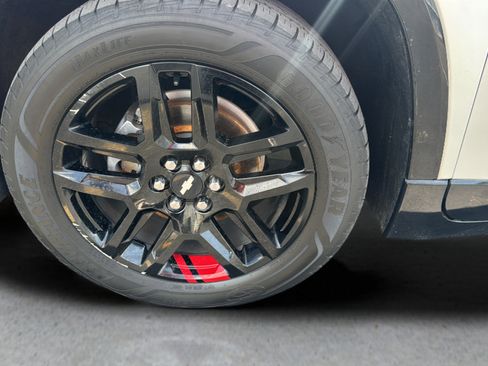 Used 2020 Chevrolet Traverse Premier w/ Redline Edition AWD/4WD image 19