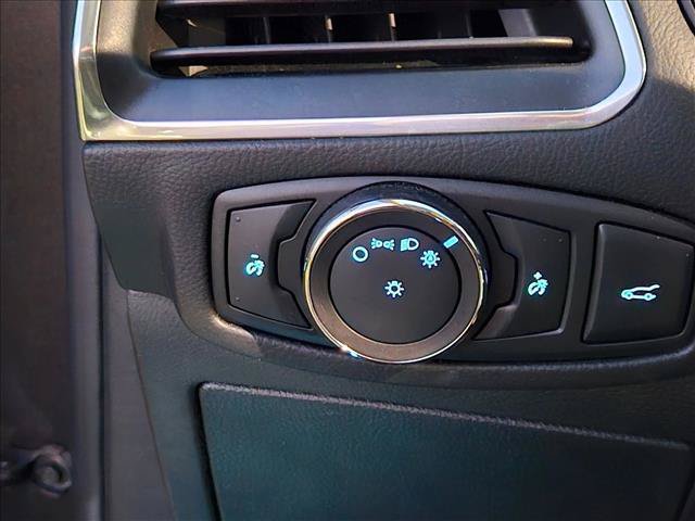 Used 2018 Ford Edge Titanium FWD image 8