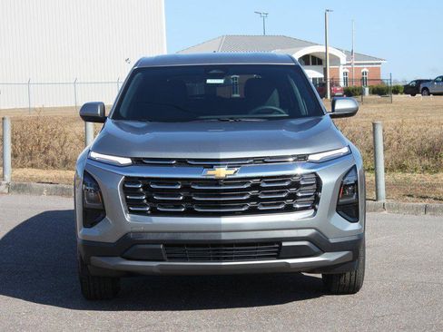 New 2026 Chevrolet Equinox LT w/ LPO, Floor Liner Package image 3