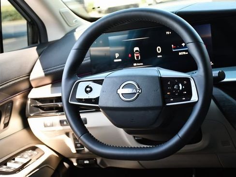 Used 2025 Nissan Murano SL AWD/4WD image 20