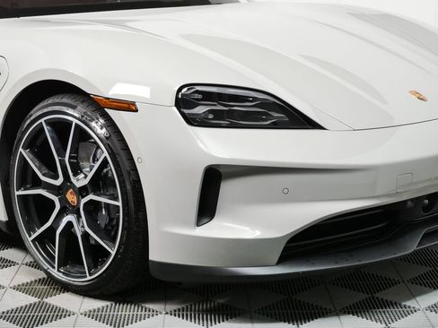New 2026 Porsche Taycan AWD/4WD image 38