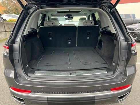 Used 2022 Jeep Grand Cherokee Summit w/ Advanced Protech Group IV image 12