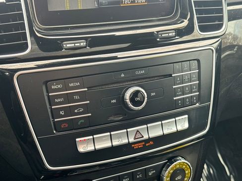 Used 2018 Mercedes-Benz GLE 350 4MATIC image 25