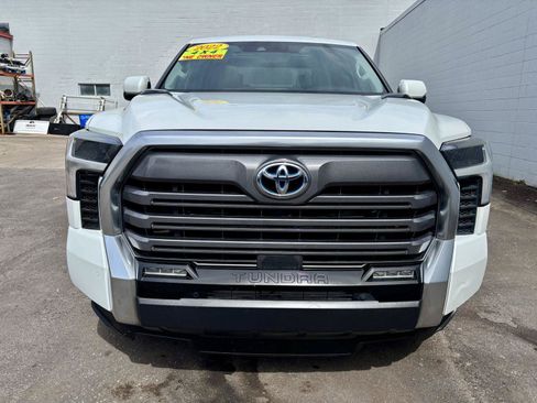 Used 2022 Toyota Tundra Limited w/ Power Package AWD/4WD image 37