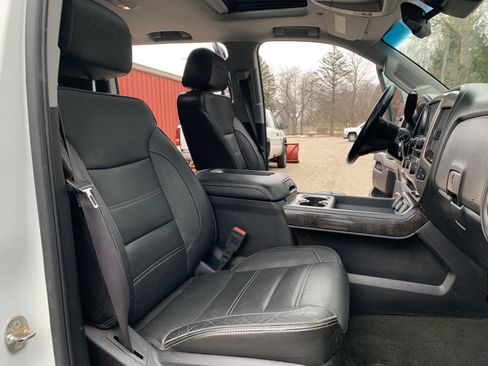 Used 2016 GMC Sierra 2500 Denali w/ Duramax Plus Package image 28