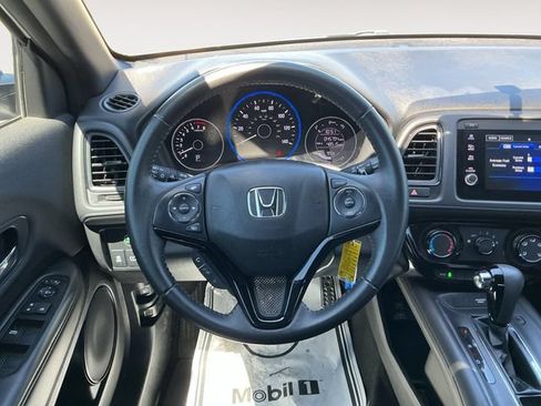 Used 2022 Honda HR-V Sport image 9