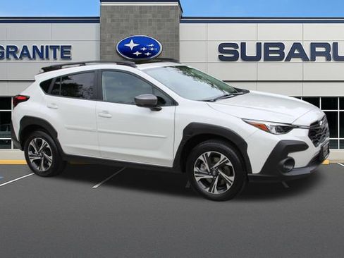 Used 2025 Subaru Crosstrek 2.5i Premium AWD/4WD image 13