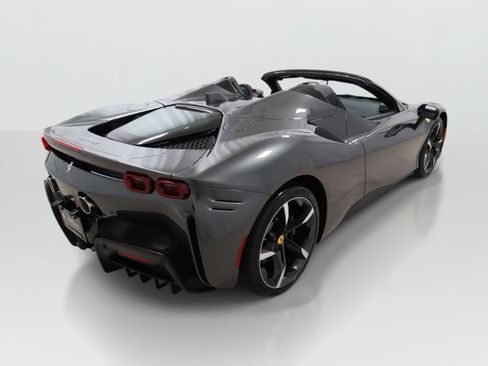 Certified 2025 Ferrari SF90 Spider AWD/4WD image 9