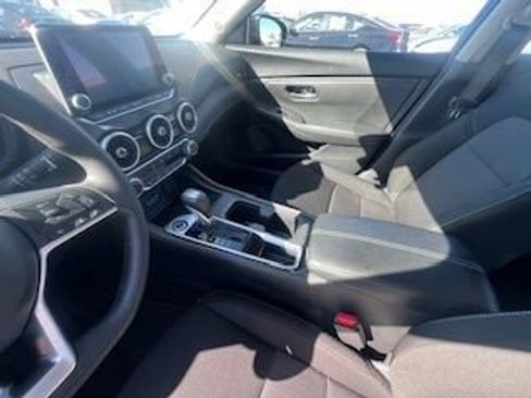 Used 2025 Nissan Sentra SV image 15