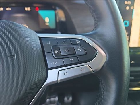 Used 2024 Volkswagen Atlas SEL Premium R-Line image 27