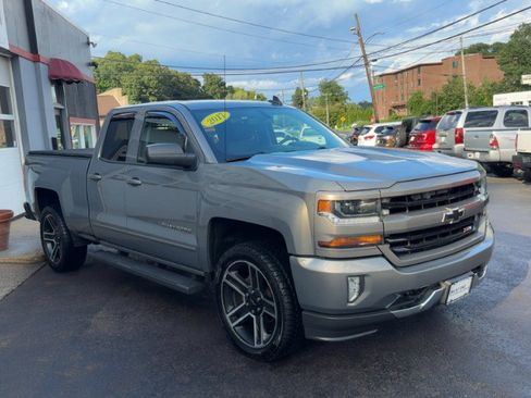 Used 2017 Chevrolet Silverado 1500 LT w/ All Star Edition AWD/4WD image 4