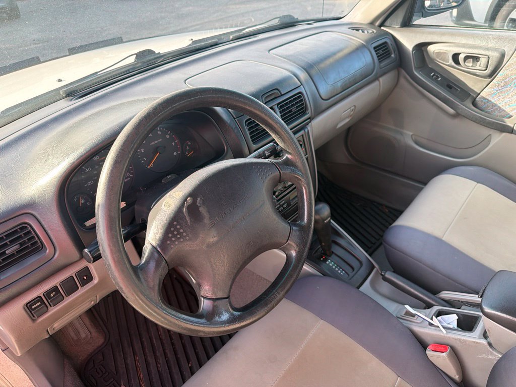Used 1998 Subaru Forester L AWD/4WD image 10