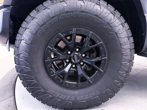 Used 2023 Ford F150 Raptor w/ Raptor 37 Performance Package AWD/4WD image 14