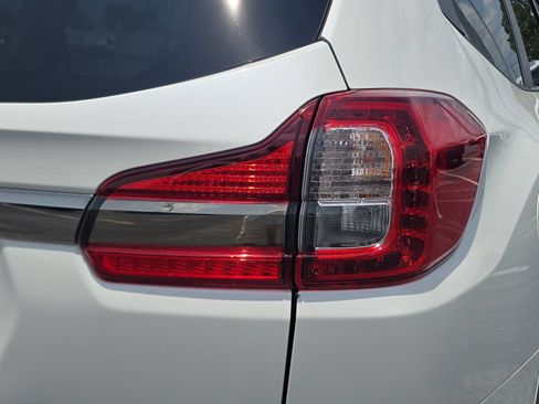 Used 2022 Subaru Ascent Onyx Edition AWD/4WD image 7