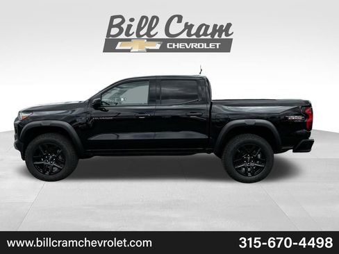 Used 2024 Chevrolet Colorado Trail Boss w/ Advanced Trailering Package AWD/4WD image 42